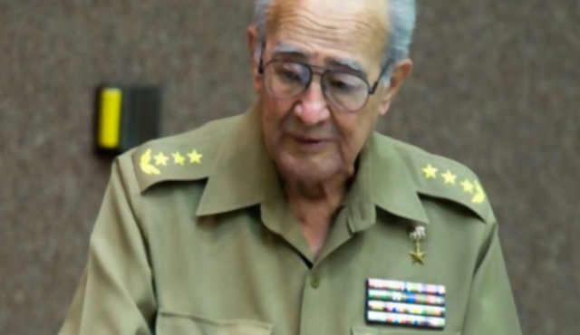 Murió ministro de Defensa cubano