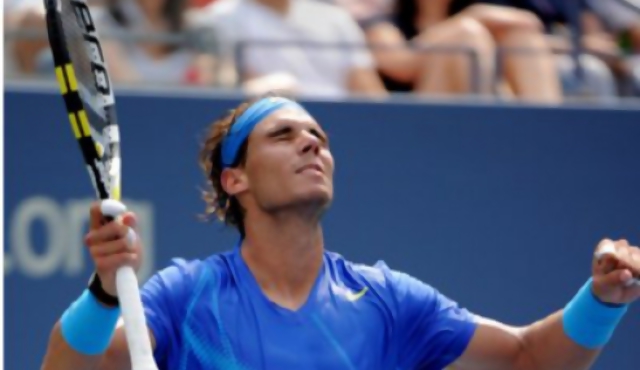 Nadal acalambrado en conferencia de prensa