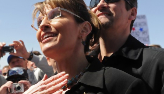 Esposo de Sarah Palin la defiende