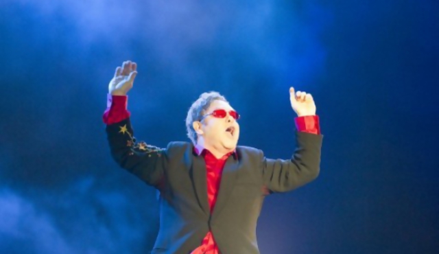Elton John, Katy Perry y Rihanna acaparan primeros aplausos en Rock in Rio