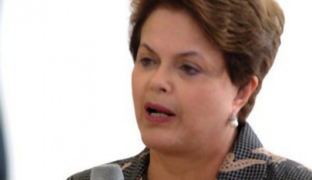 Rousseff prevé visita a Cuba y Haití