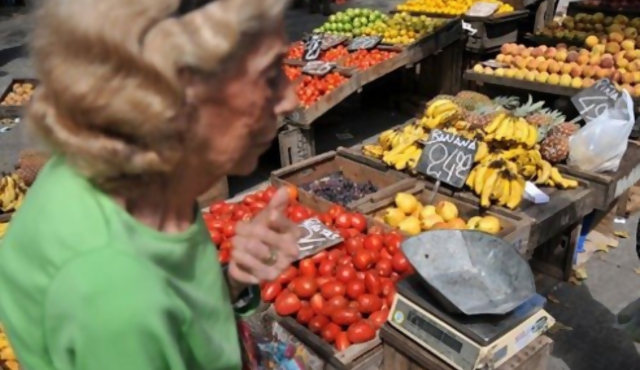 Se desechan miles de toneladas de manzana
