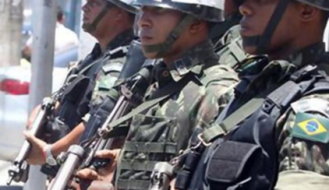 Huelga policial sume en el caos a Bahía, Brasil
