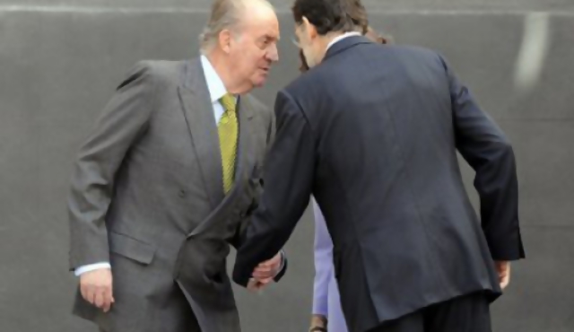 "Os pido que arriméis el hombro"