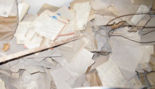Aparece archivo de fichas militares que llegan a la dictadura