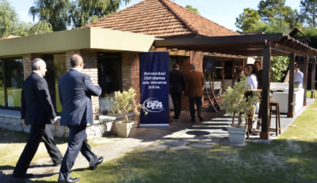 Duty Free Americas Uruguay se expande y lo celebra en su almuerzo anual.