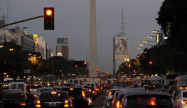 Argentina rescinde concesión de trenes