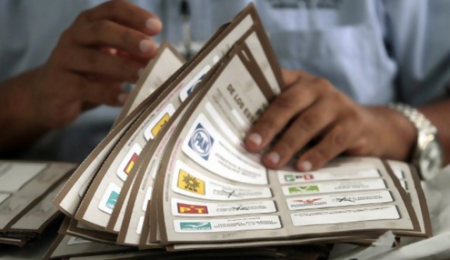 México: recuentan 54,4% de los votos