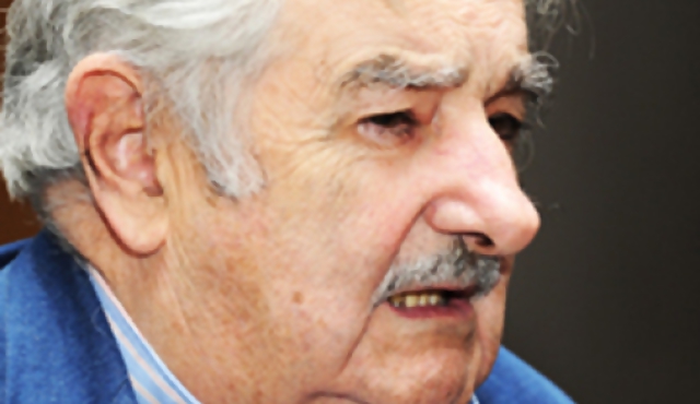 Mujica a Cumbre en tensión con Argentina y sintonía con Brasil