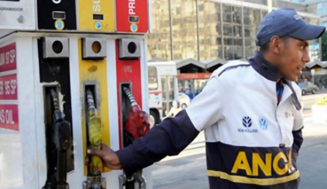 Ancap pide disculpas y hoy normaliza abasto de combustible