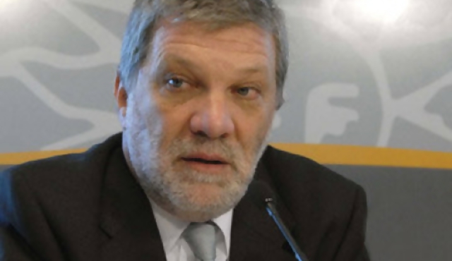 Kreimerman desoyó pedido de revocar concesión de radios y archivó denuncia