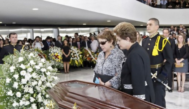 Un genio despedido en su mayor obra