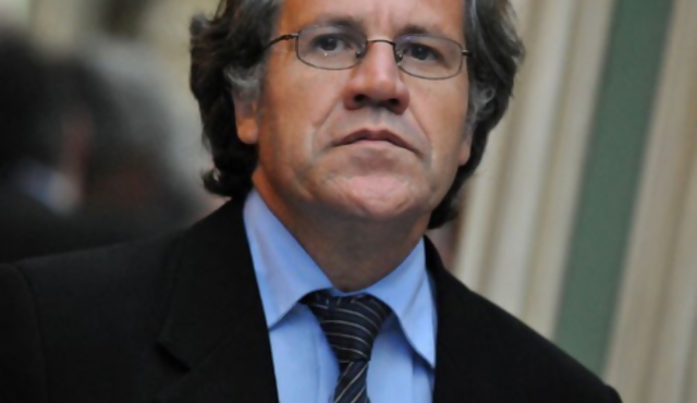 Almagro dijo que es transparente y que la oposición cedió soberanía ante Argentina