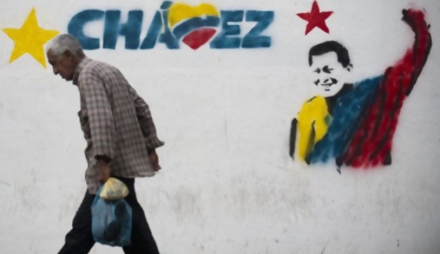 Chávez "va remontando la cuesta", según Maduro