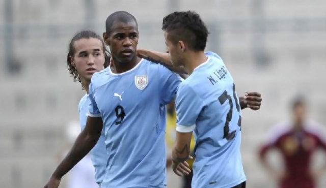 Uruguay busca recuperarse ante Chile