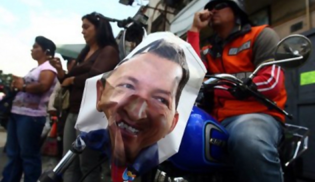 Chávez "tan invisible como en Cuba"
