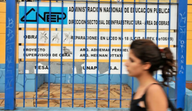 Liceos: avances en obras pero persisten "graves problemas"
