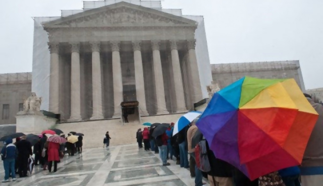 EE.UU: Suprema Corte debate matrimonio gay