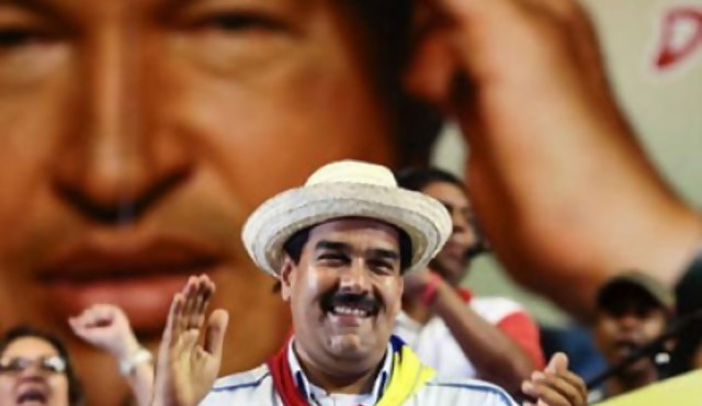 Hijas de Chávez se quejan de Maduro: "Duerme en la cama de papá, consume sus esteroides y nos revisa el facebook"