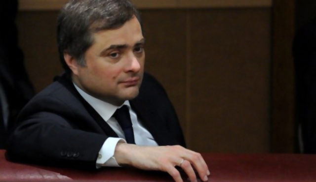 Dimite viceprimer ministro ruso Vladislav Surkov 