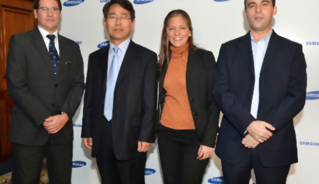 Samsung presentó el Galaxy S 4, un compañero de vida