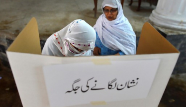Pakistán: atentados en día de elecciones