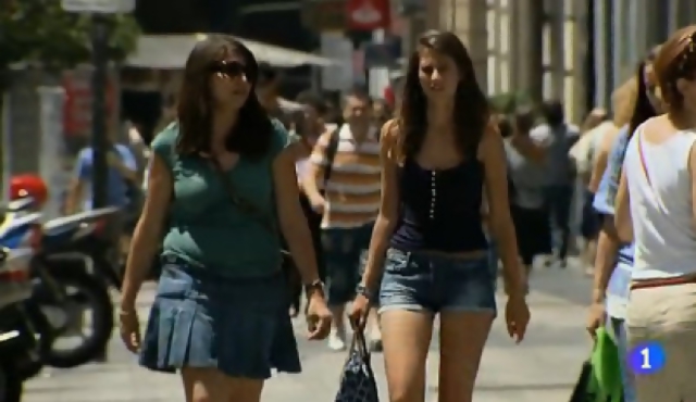 TVE desata una polémica por las minifaldas en España