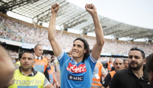 Cavani, máximo goleador del fútbol italiano