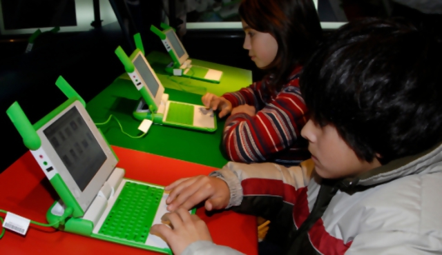 Plan Ceibal entregó más de 885 mil laptops