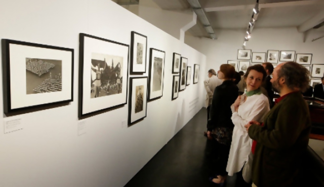 Buscan la especialización en conservación fotográfica