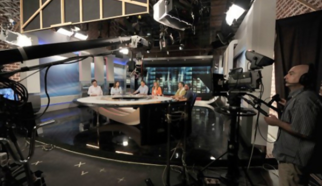 Trabajadores resisten sorpresivo cierre de TV pública griega