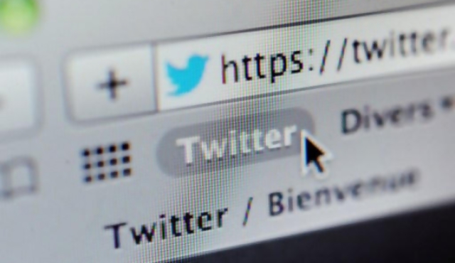 Francia: justicia obliga Twitter a informar sobre origen de mensajes racistas