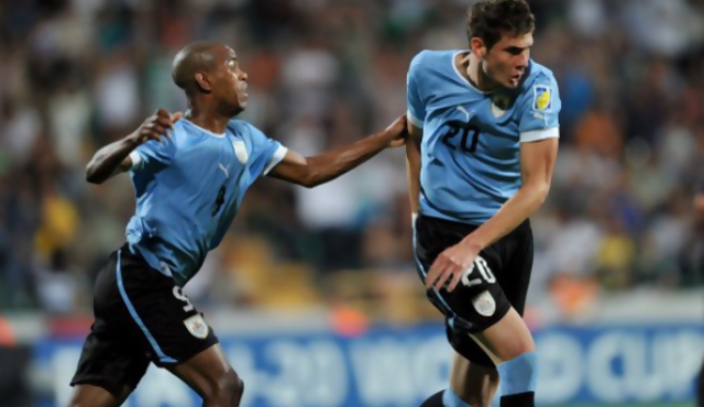 Uruguay apostó en grande y se metió en semifinales