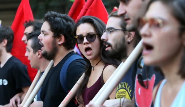 Grecia: desempleo afecta al 60% de los jóvenes
