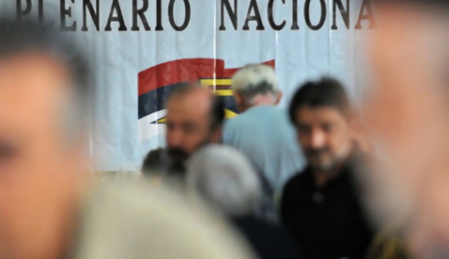 FA creó una comisión para analizar una reforma constitucional