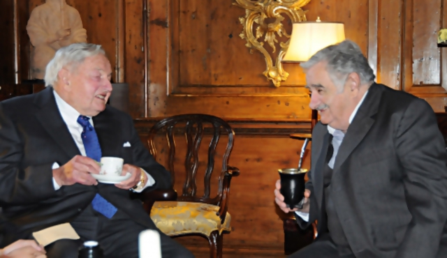 Mujica y Rockefeller hablaron de marihuana