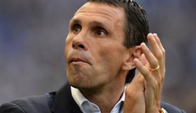 Poyet, primer DT uruguayo en la Premier League