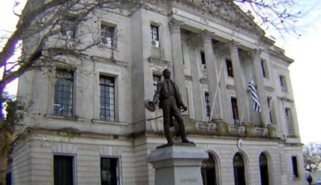 Colonia: juicio por difamación contra periodistas