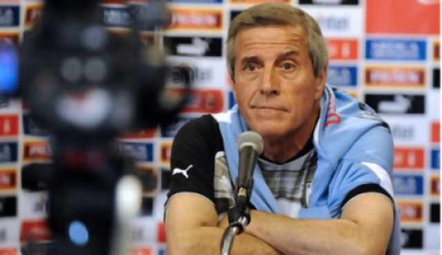 "Soy entrenador de fútbol y no otra cosa"