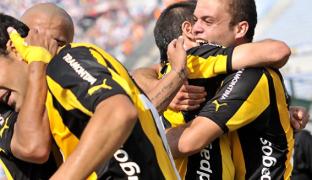 Con inteligencia y a lo Peñarol