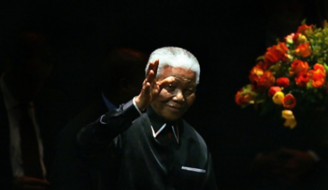 Murió Mandela, un faro en la lucha contra el racismo