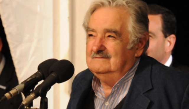 Mujica le dijo "viejo careta" al presidente de la JIFE