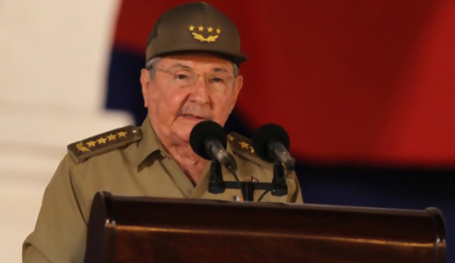 Cuba no cederá ante "agresiones" de EEUU