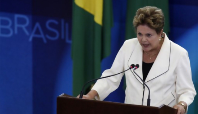 Brasil reduce gasto público y previsión de crecimiento