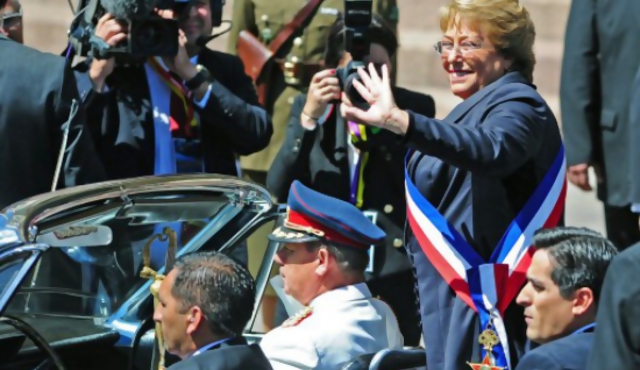 Bachelet y su “enfoque más político” con la región