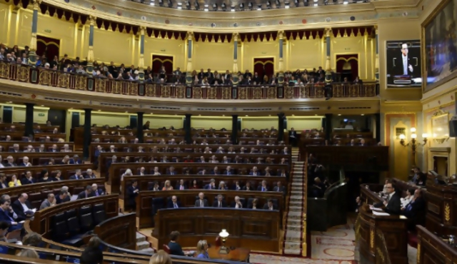 El Parlamento español rechaza independencia catalana