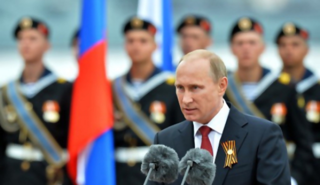 Putin celebra "verdad histórica" de anexar Crimea