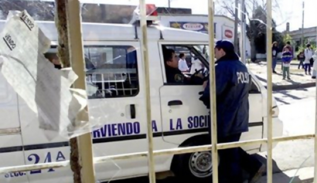 Sin detenidos tras muerte de dos adolescentes en pelea entre hinchas de Aguada y 25