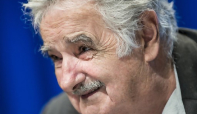 Mujica's stand up