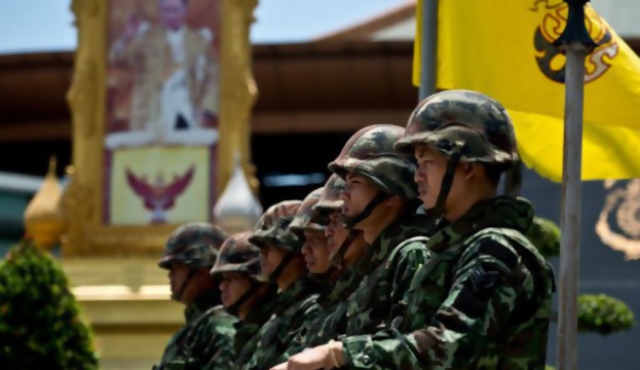 Ejército toma el control en Tailandia